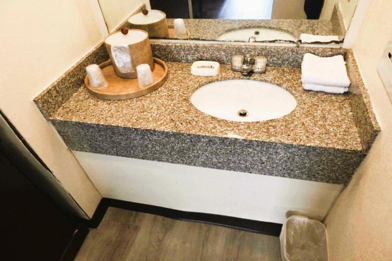 Holiday Lodge Virginia Pearisburg Экстерьер фото
