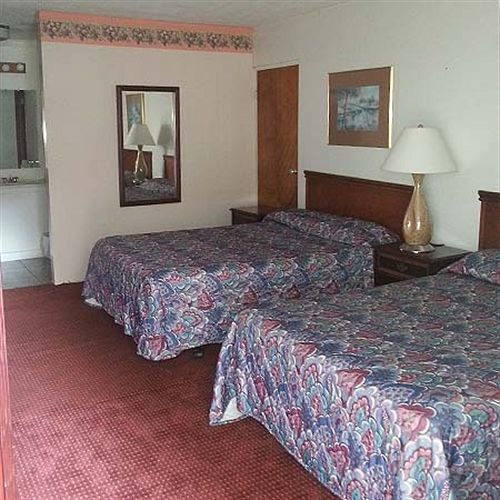 Holiday Lodge Virginia Pearisburg Экстерьер фото